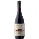 Bodega Volcanes Pinot Nior Reserva 0