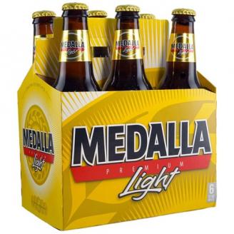 Medalla Light 12oz Nr 6pk (6 pack 12oz bottles) (6 pack 12oz bottles)